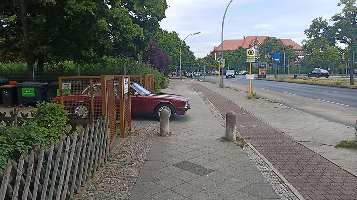 Accidents between cars and cyclists in driveways (© UDV)